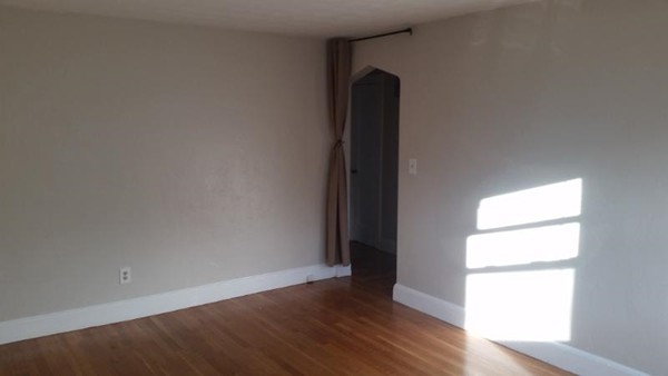 29 Aldrich Road, Unit 1 Watertown, MA 02472 - Photo 3 of 12 Gallery Image 3