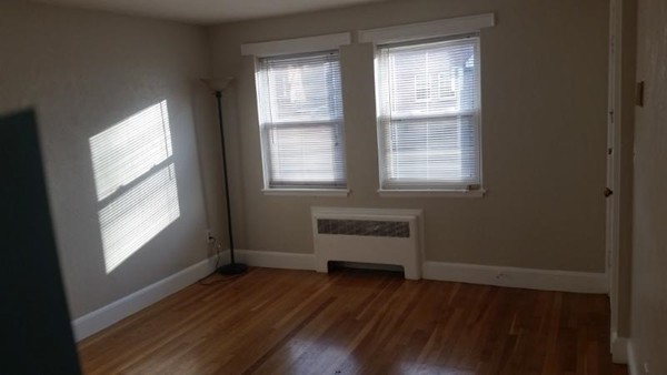 29 Aldrich Road, Unit 1 Watertown, MA 02472 - Photo 4 of 12 Gallery Image 4