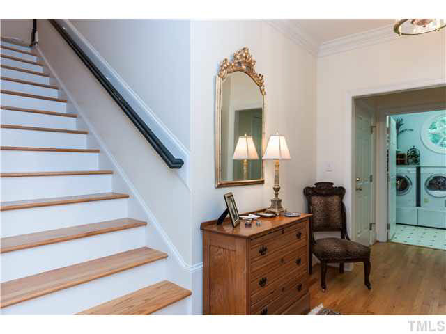1321 Canfield Court Raleigh, NC 27608 - Photo 4 of 18 Photo 4