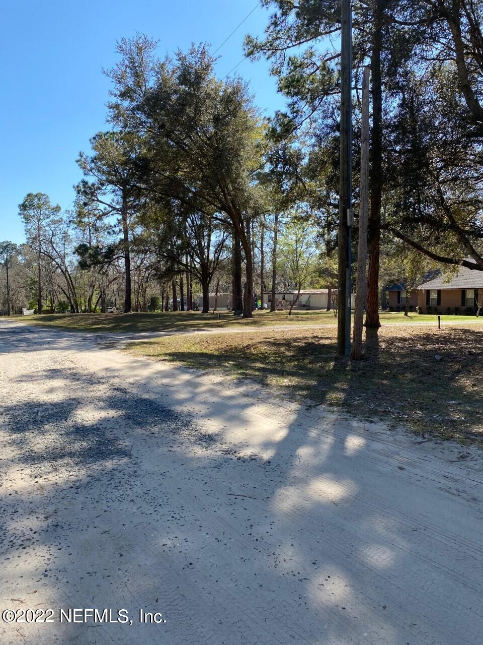 819 North Fork Road Jacksonville, FL 32234 - Photo 9 of 11 thumbnail_IMG_1294