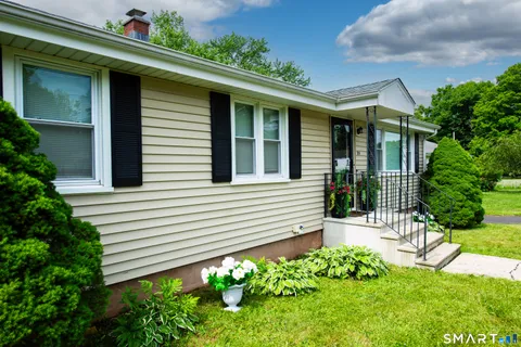 $390,000 | 25 Harrison Drive, Hamden, CT 06514