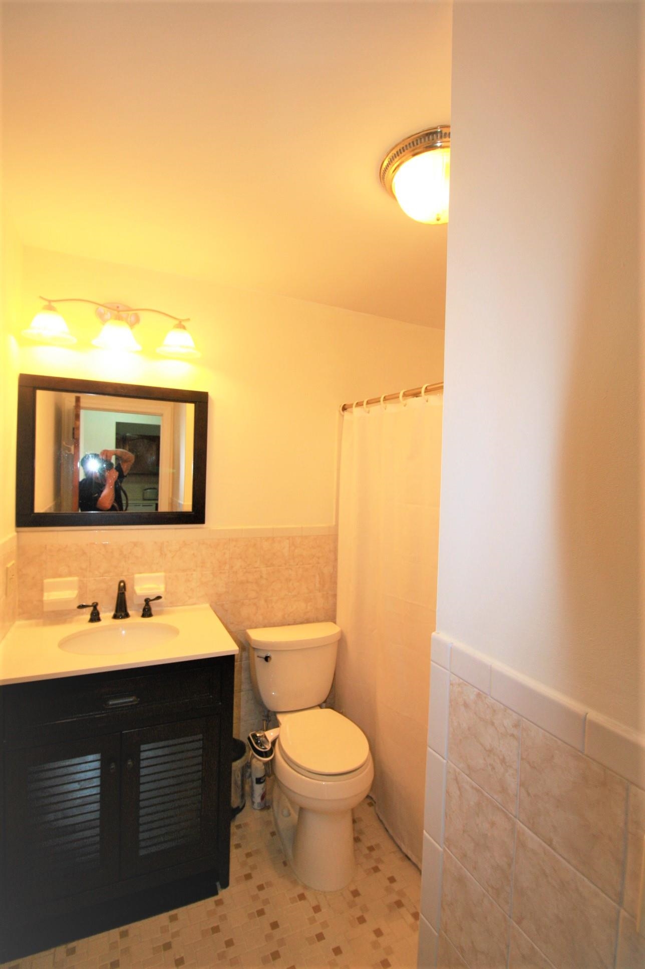 377 Huse Road, Unit 32 Manchester, NH 03103 - Photo 7 of 10