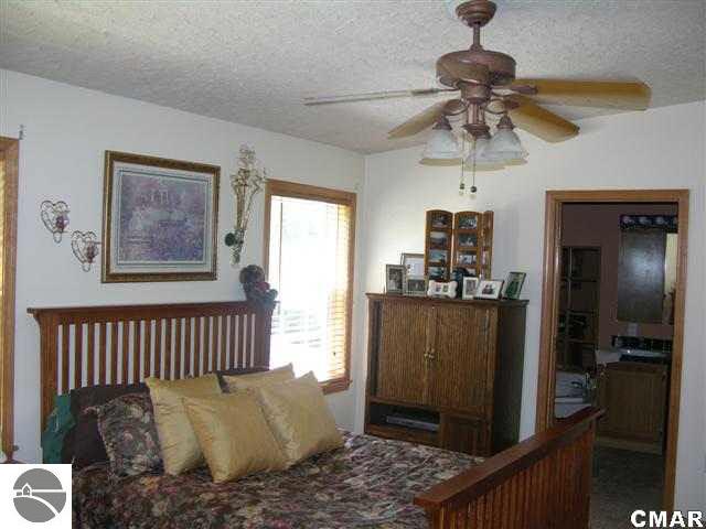 3471 South Coldwater Road Mount Pleasant, MI 48858 - Photo 14 of 25 1774012-13.JPG