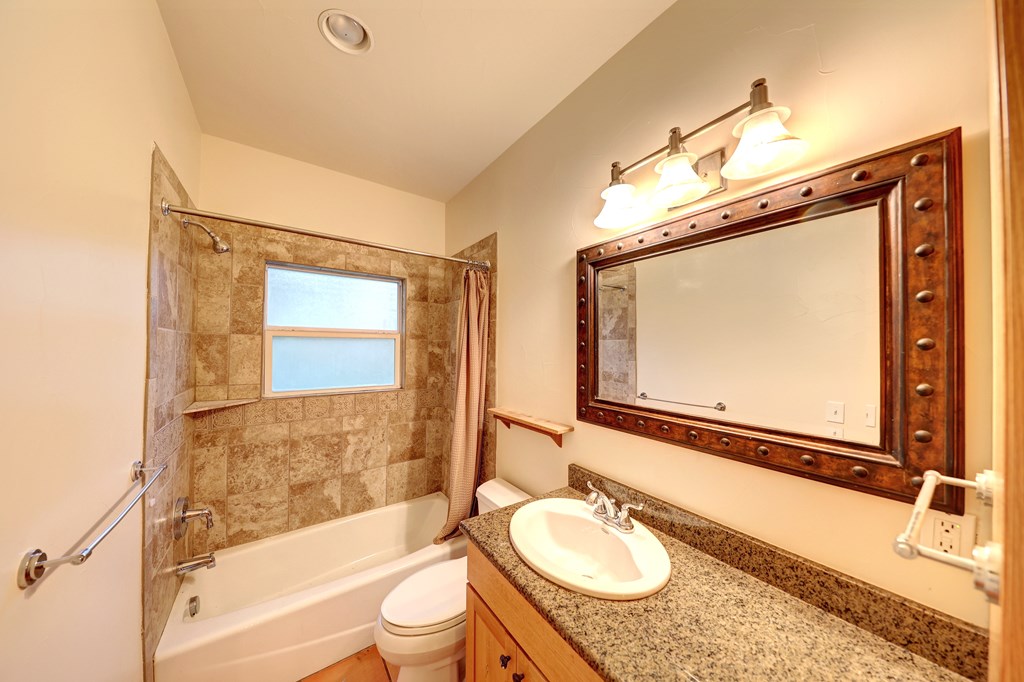 203 Rimrock Circle West Ingram, TX 78025 - Photo 18 of 23