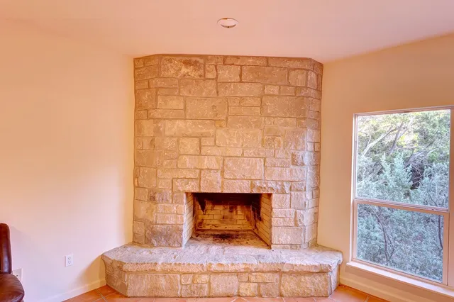 $545,000 | 203 Rimrock Circle West, Ingram, TX 78025