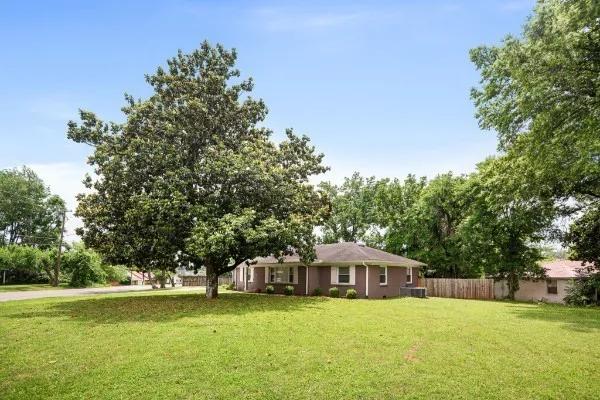 $379,999 | 418 Winfrey Drive, Murfreesboro, TN 37130