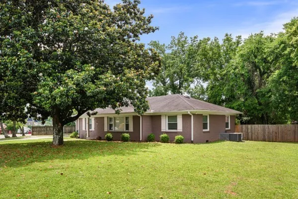 $379,999 | 418 Winfrey Drive, Murfreesboro, TN 37130