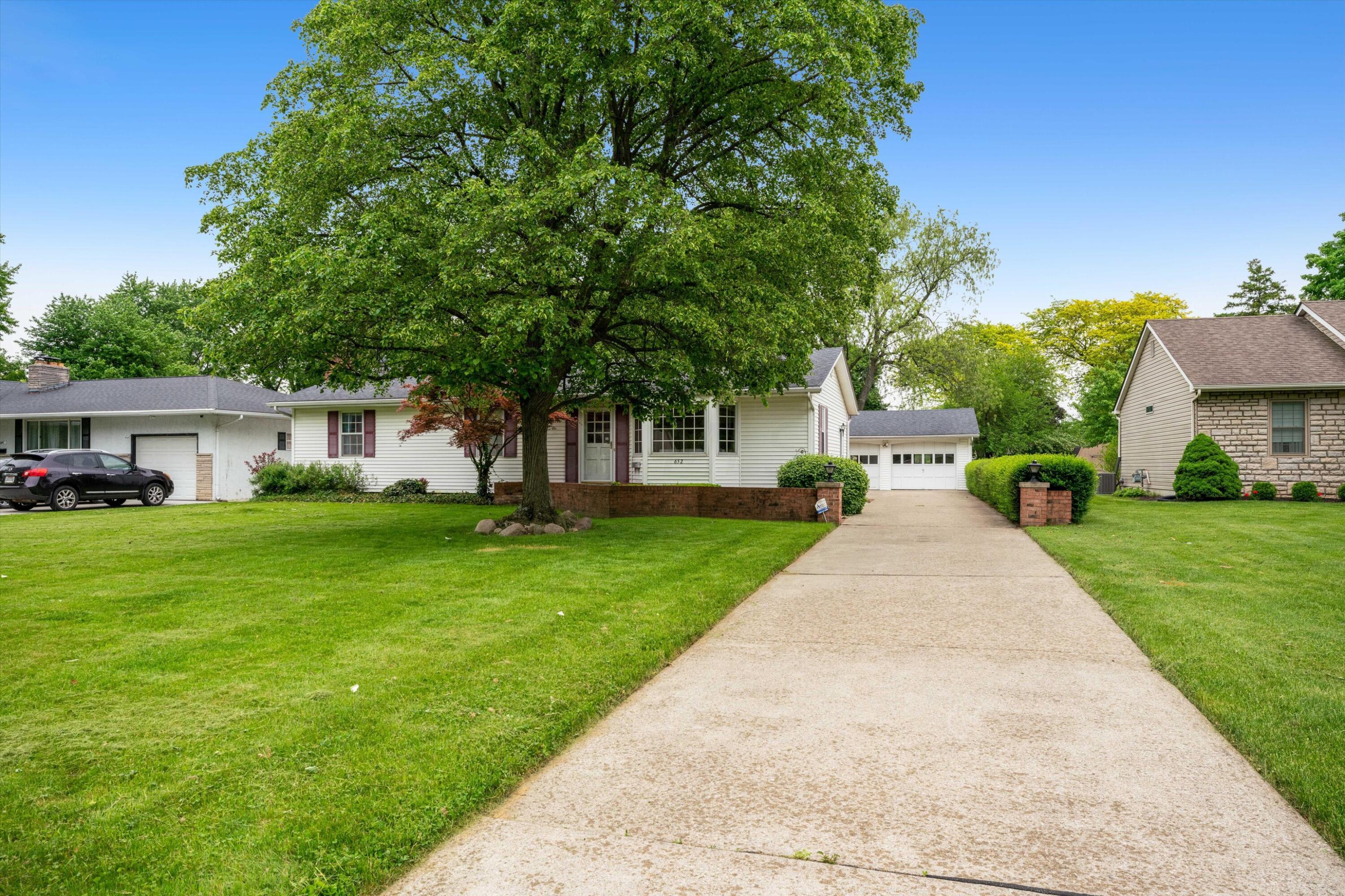 652 Bernhard Road Columbus, OH 43213 - Photo 4 of 53 03-DSC03041
