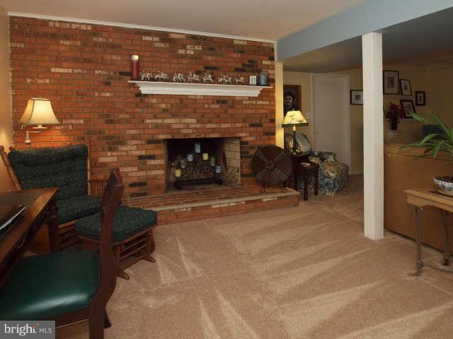 6396 Yates Ford Road Manassas, VA 20111 - Photo 16 of 27 Family Room