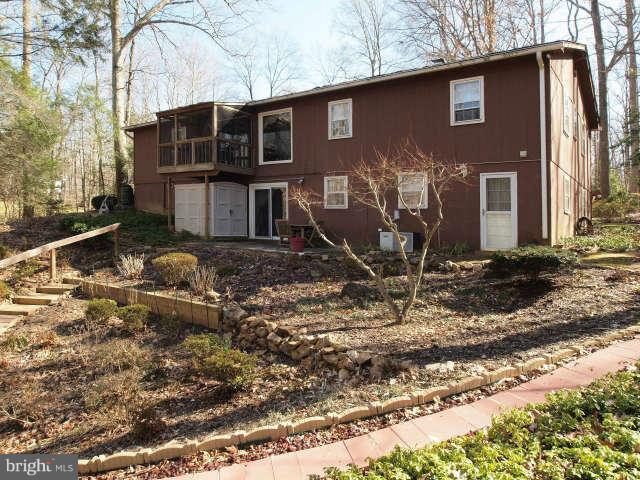 6396 Yates Ford Road Manassas, VA 20111 - Photo 27 of 27 Exterior (Rear)