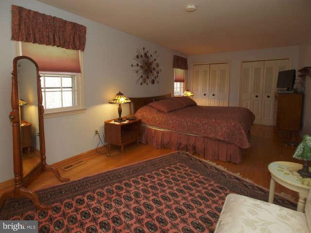 6396 Yates Ford Road Manassas, VA 20111 - Photo 9 of 27 Bedroom (Master)