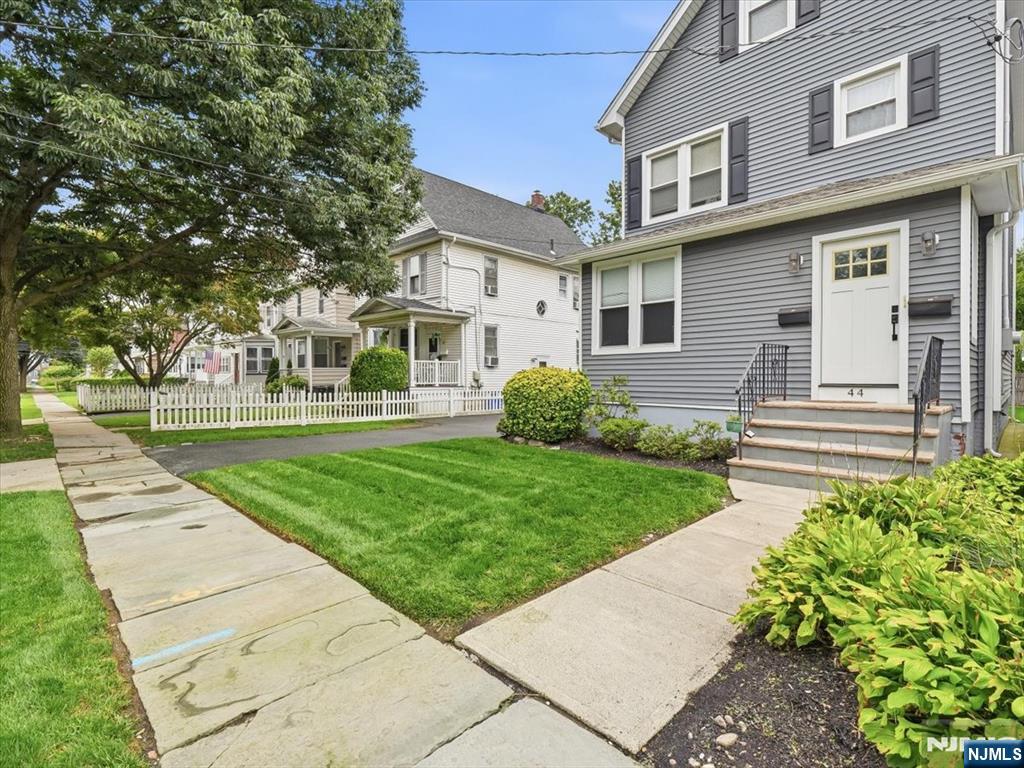 44 Clinton Street Bloomfield, NJ 07003 - Photo 41 of 41 Gallery Image 41