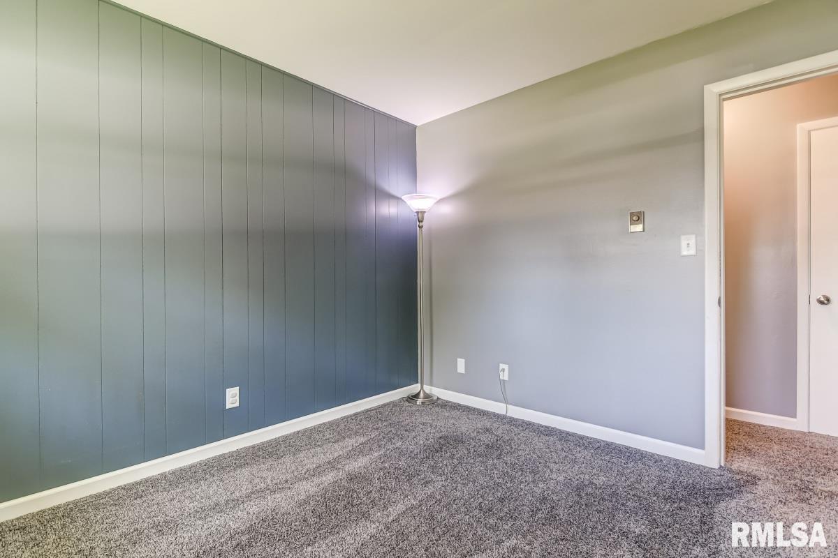3031 Rita Avenue Springfield, IL 62703 - Photo 20 of 26