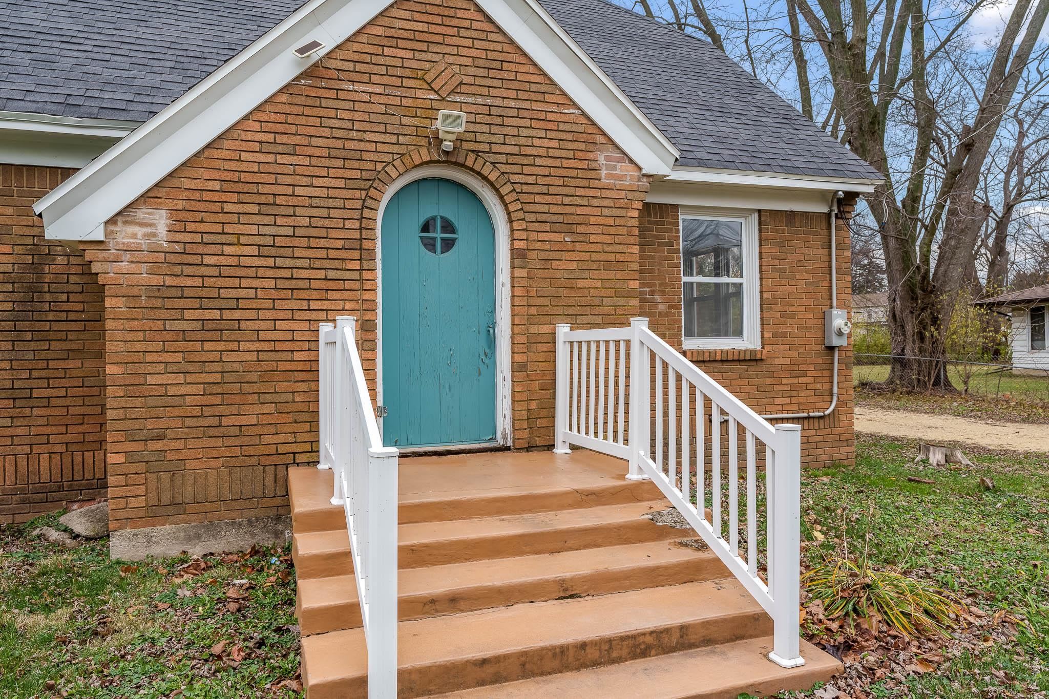 2029 Forest View Road Rockford, IL 61108 - Photo 3 of 44 Gallery Image 3