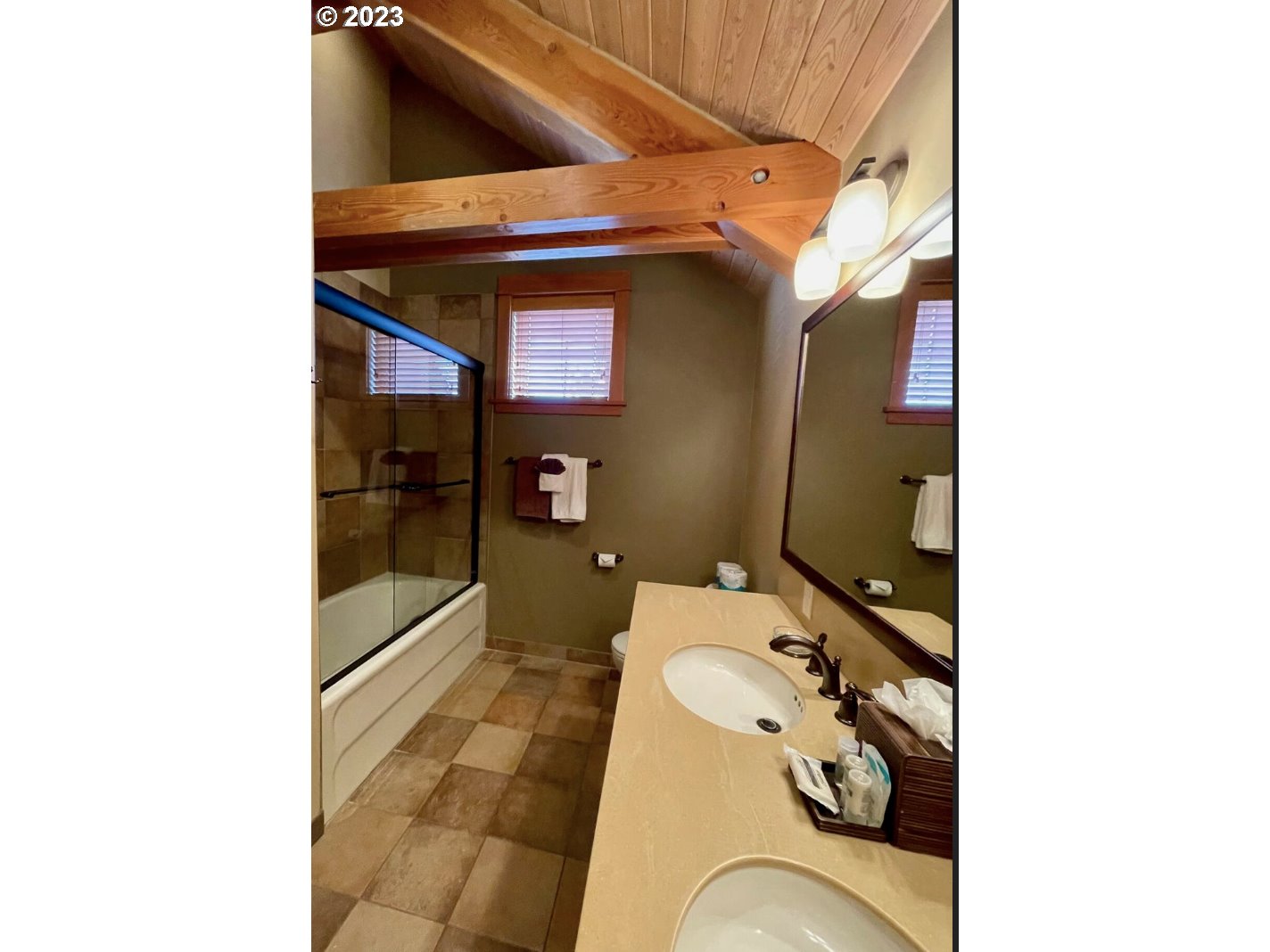 Lodges At Cannon Bea, Unit B2 Cannon Beach, OR 97110 - Photo 20 of 25 a view of bathroom