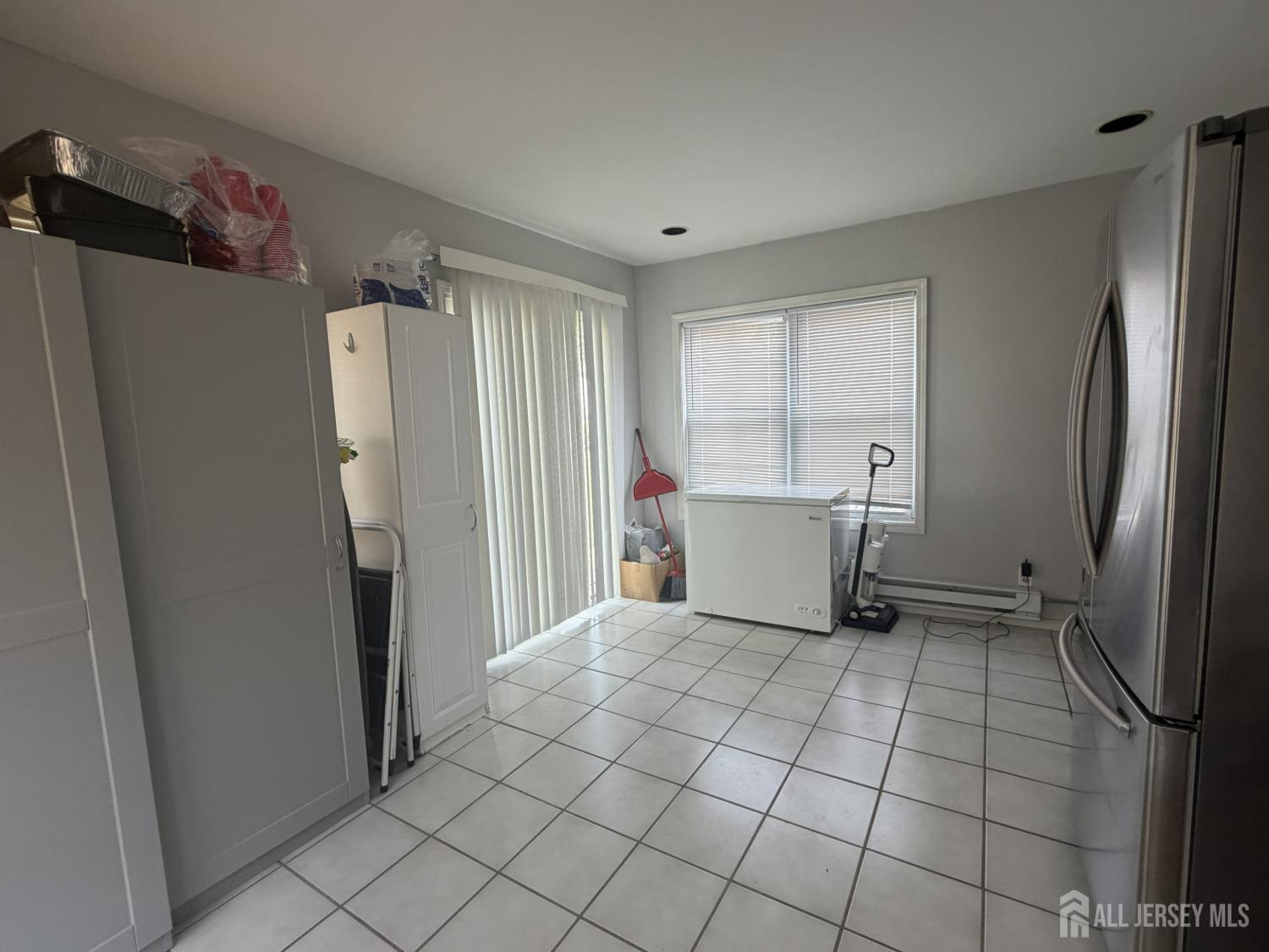 36 Maplewood Avenue Colonia, NJ 07067 - Photo 17 of 30