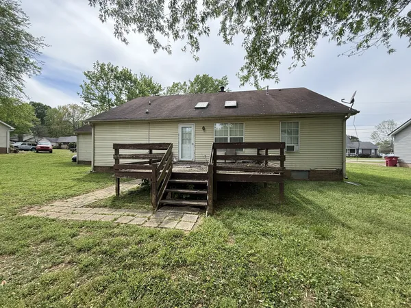 $219,000 | 147 Candlewick Drive, Jackson, TN 38305