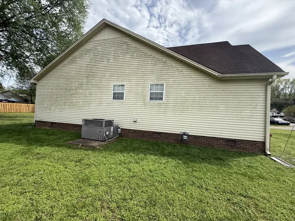 $219,000 | 147 Candlewick Drive, Jackson, TN 38305