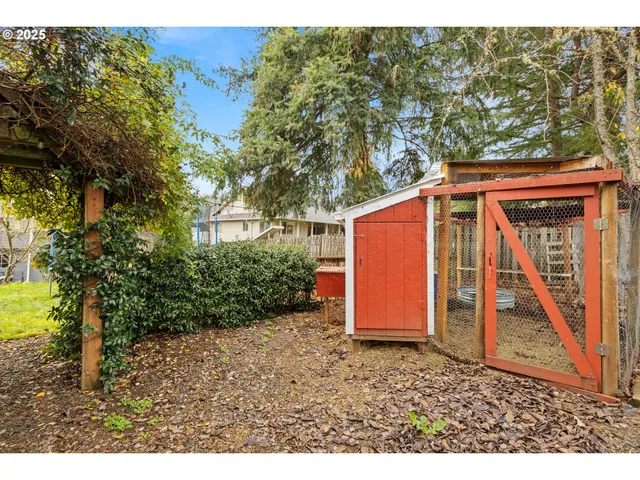 $675,000 | 126 Songbird Court, Roseburg, OR 97470