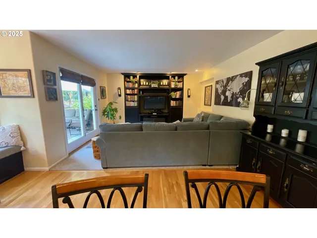 $675,000 | 126 Songbird Court, Roseburg, OR 97470