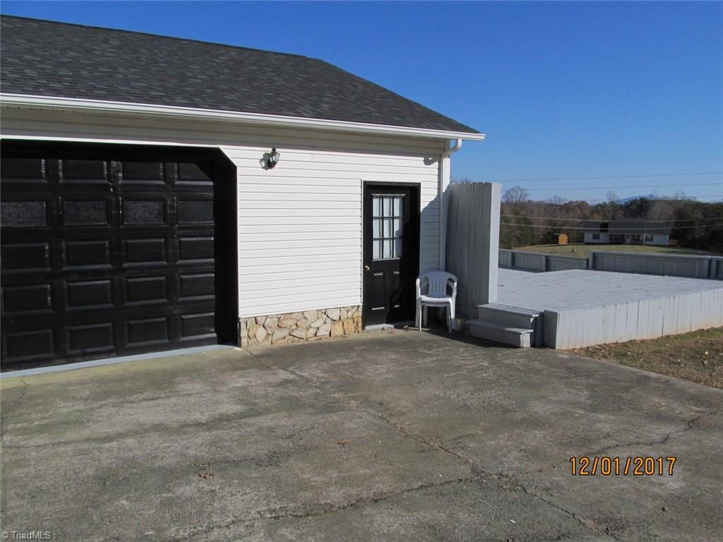 4167 Rockford Road Dobson, NC 27017 - Photo 12 of 28 Gallery Image 12