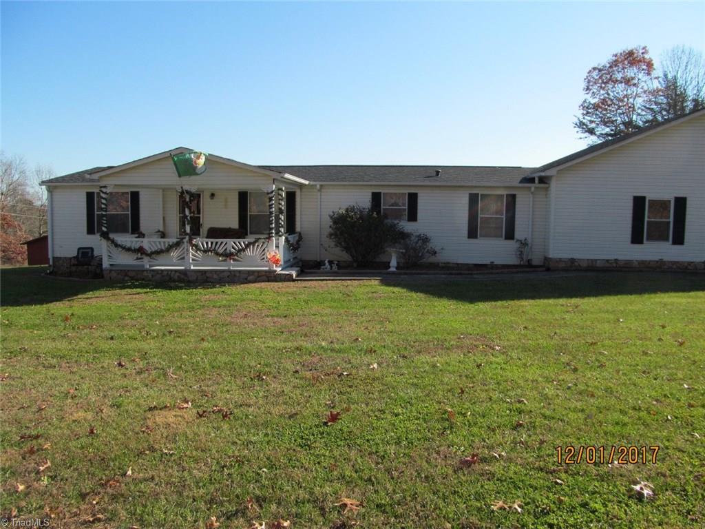 4167 Rockford Road Dobson, NC 27017 - Photo 3 of 28 Gallery Image 3