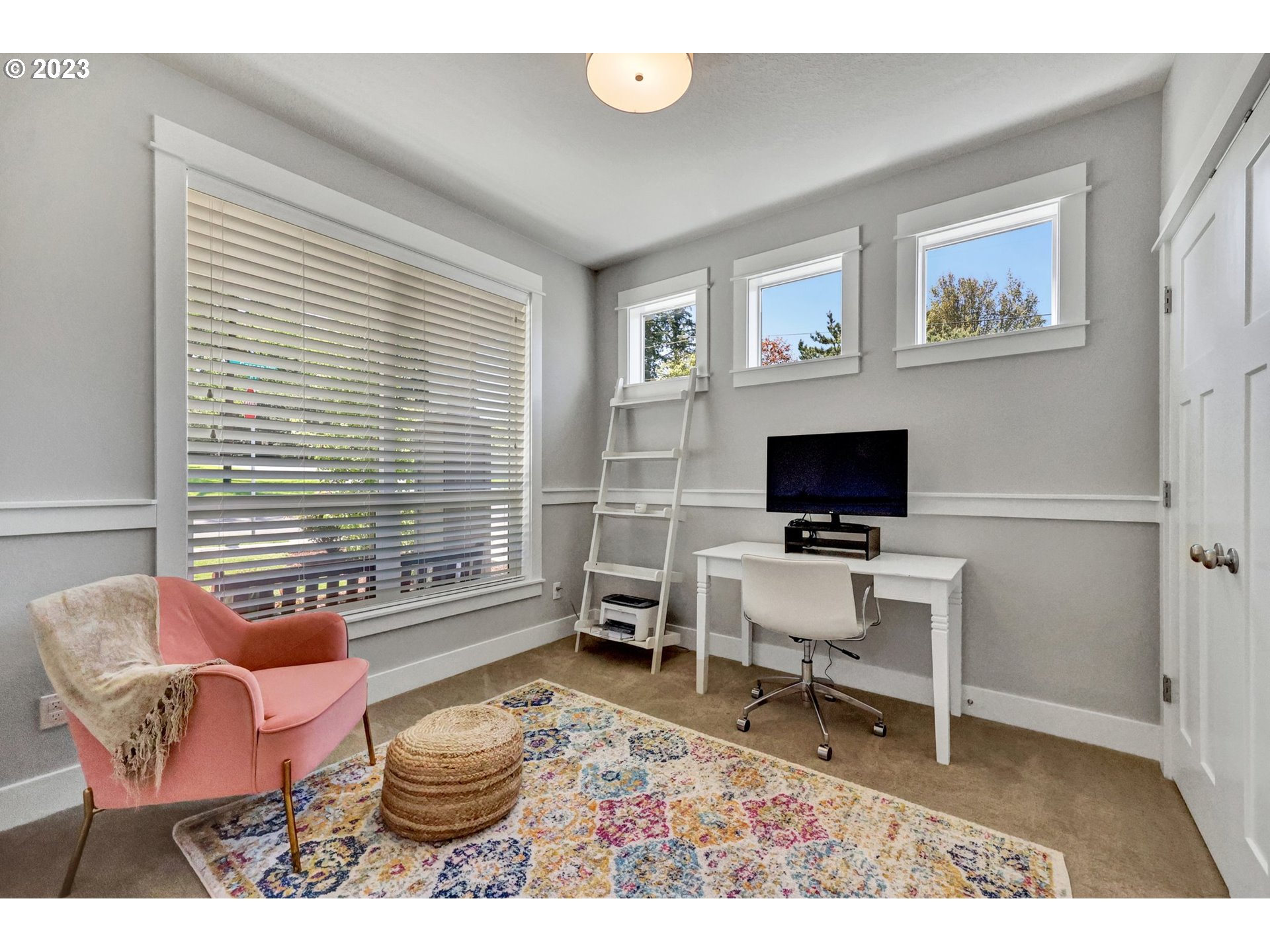 4483 Southwest Carson Street Portland, OR 97219 - Photo 4 of 20 Gallery Image 4
