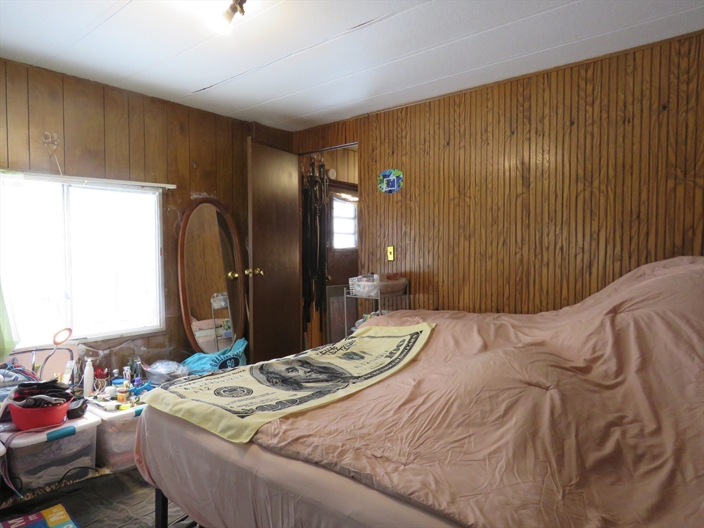 49 Eastbridge Road Taunton, MA 02780 - Photo 6 of 13