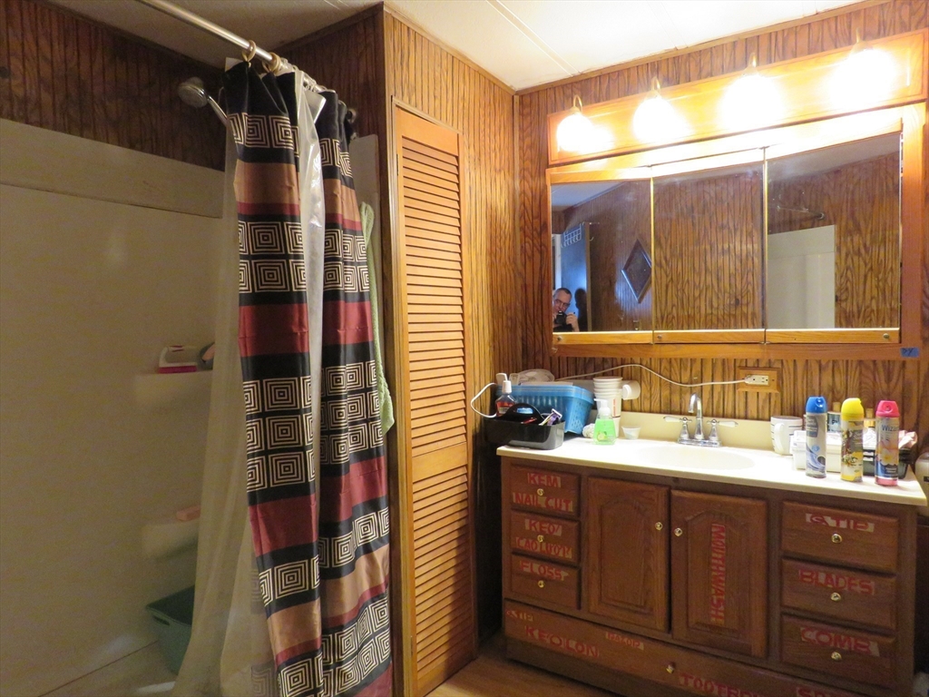 49 Eastbridge Road Taunton, MA 02780 - Photo 10 of 13