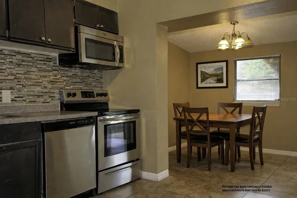 $2,425 | 882 Prim Drive, Orlando, FL 32803