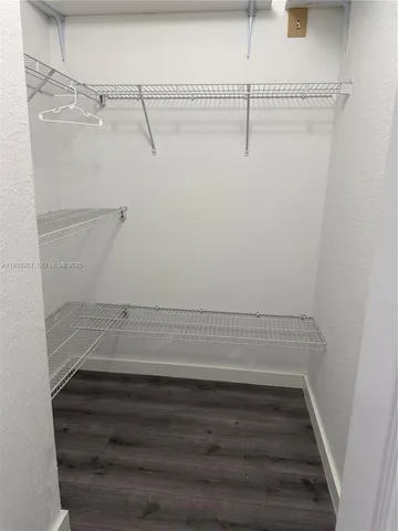 $2,700 | 1271 Northeast 40th Road, Unit 1271, Homestead, FL 33033