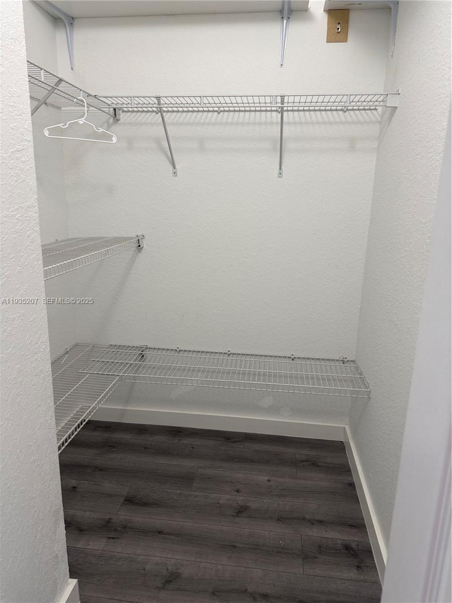 1271 Northeast 40th Road, Unit 1271 Homestead, FL 33033 - Photo 11 of 15