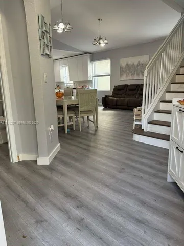 $2,700 | 1271 Northeast 40th Road, Unit 1271, Homestead, FL 33033