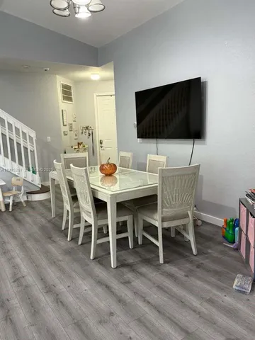 $2,700 | 1271 Northeast 40th Road, Unit 1271, Homestead, FL 33033