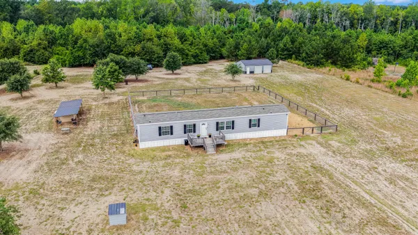 $198,000 | 3010 Bert Hanna Road, Hemingway, SC 29554