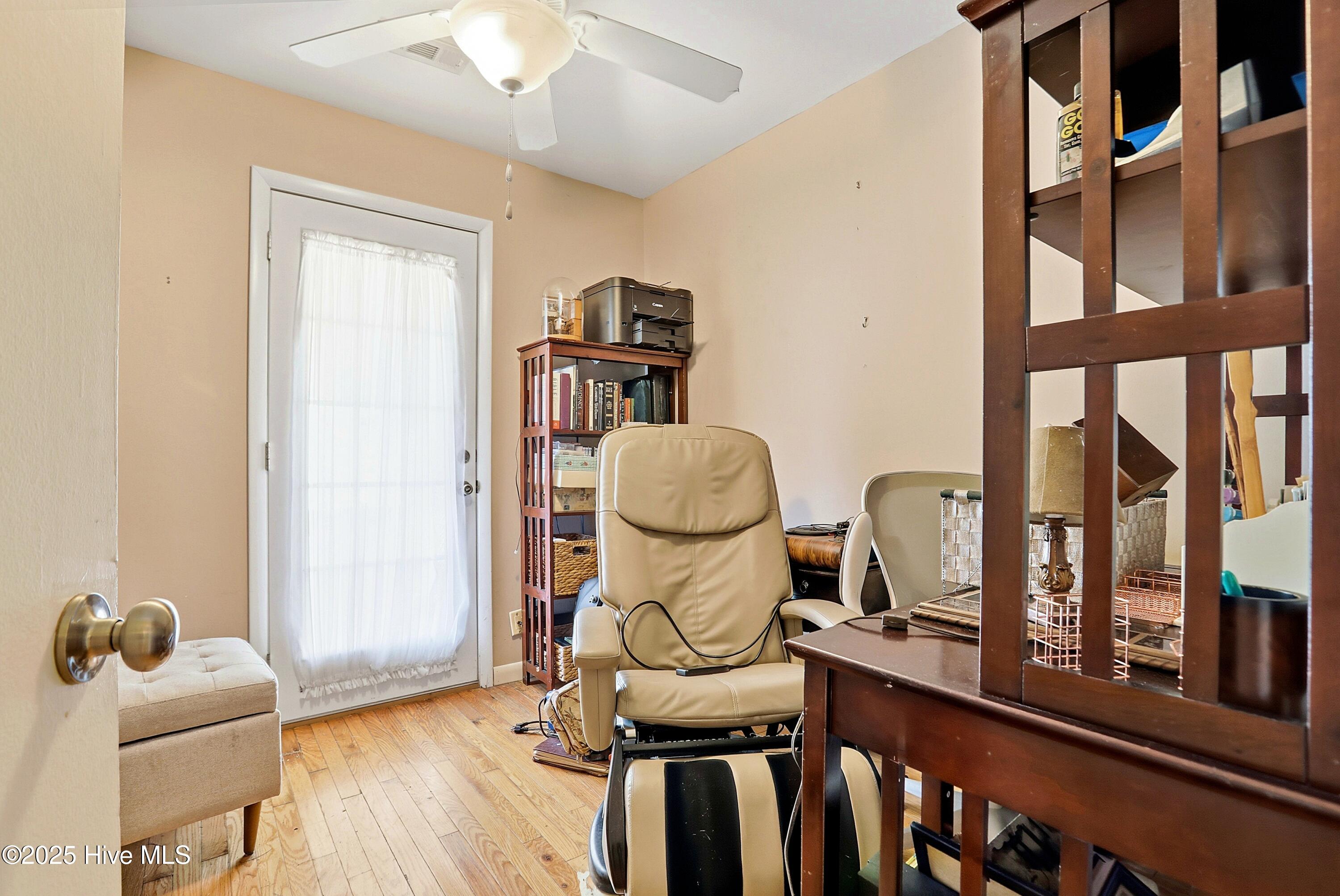 202 West Bedford Road Wilmington, NC 28411 - Photo 8 of 16 Bedford office