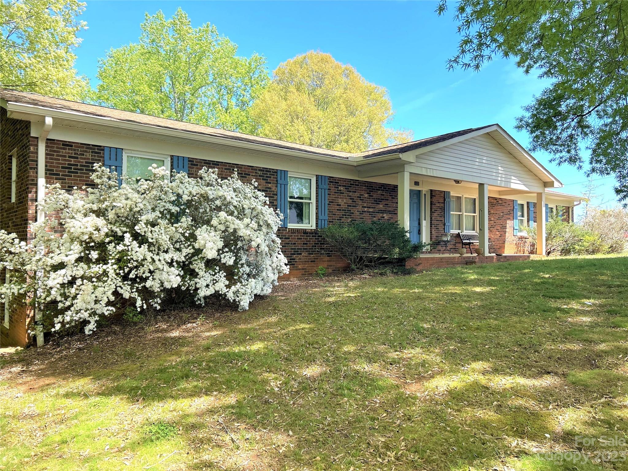 600 10th Street Southwest Conover, NC 28613 - Photo 1 of 14 Gallery Image 1