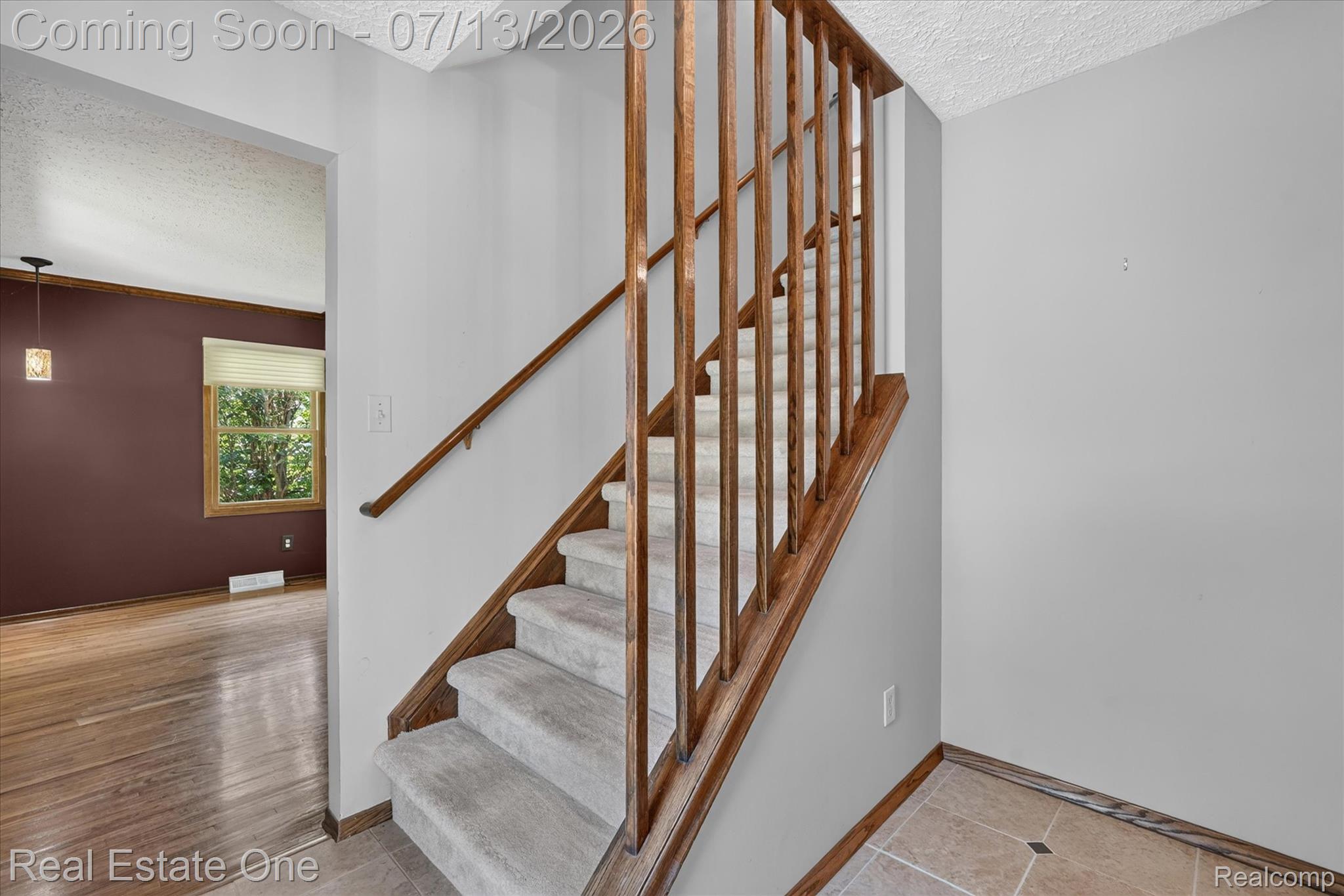 6039 Fish Lake Road Holly, MI 48442 - Photo 69 of 70 welcoming warm entryway