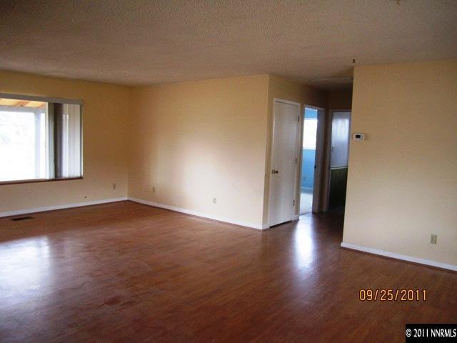 10890 Chestnut Street Reno, NV 89506 - Photo 6 of 13 Photo 6