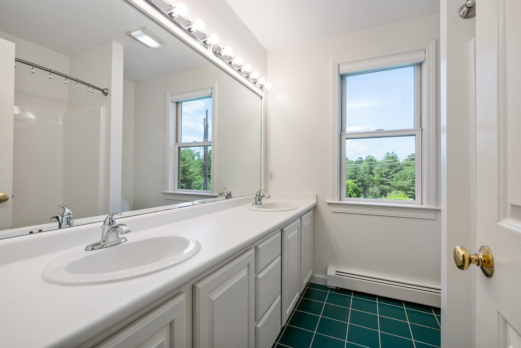 6 Deer Run Road North Hampton, NH 03862 - Photo 24 of 36