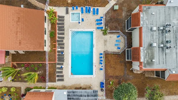 $422,500 | 845 East Gulf Drive, Unit 212, Sanibel, FL 33957