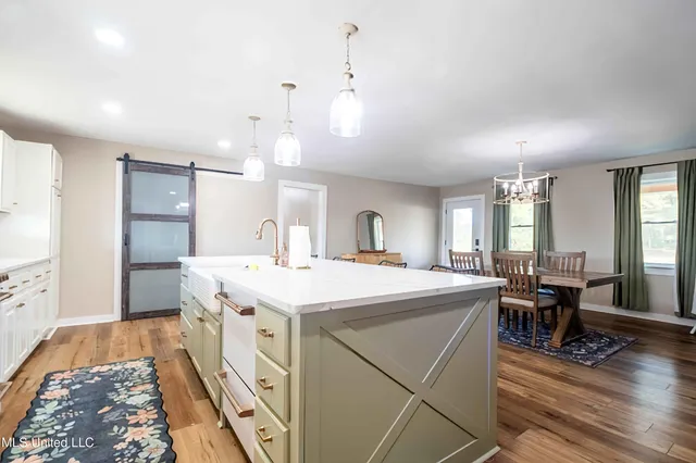 $460,000 | 3126 South Slayden Road, Lamar, MS 38642