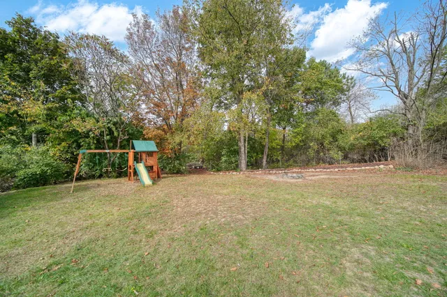 $319,900 | 3584 Hunters Court, Grass Lake, MI 49240