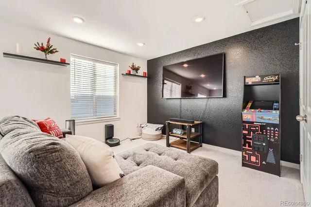 $585,000 | 9308 Inca Dove Circle, Littleton, CO 80125