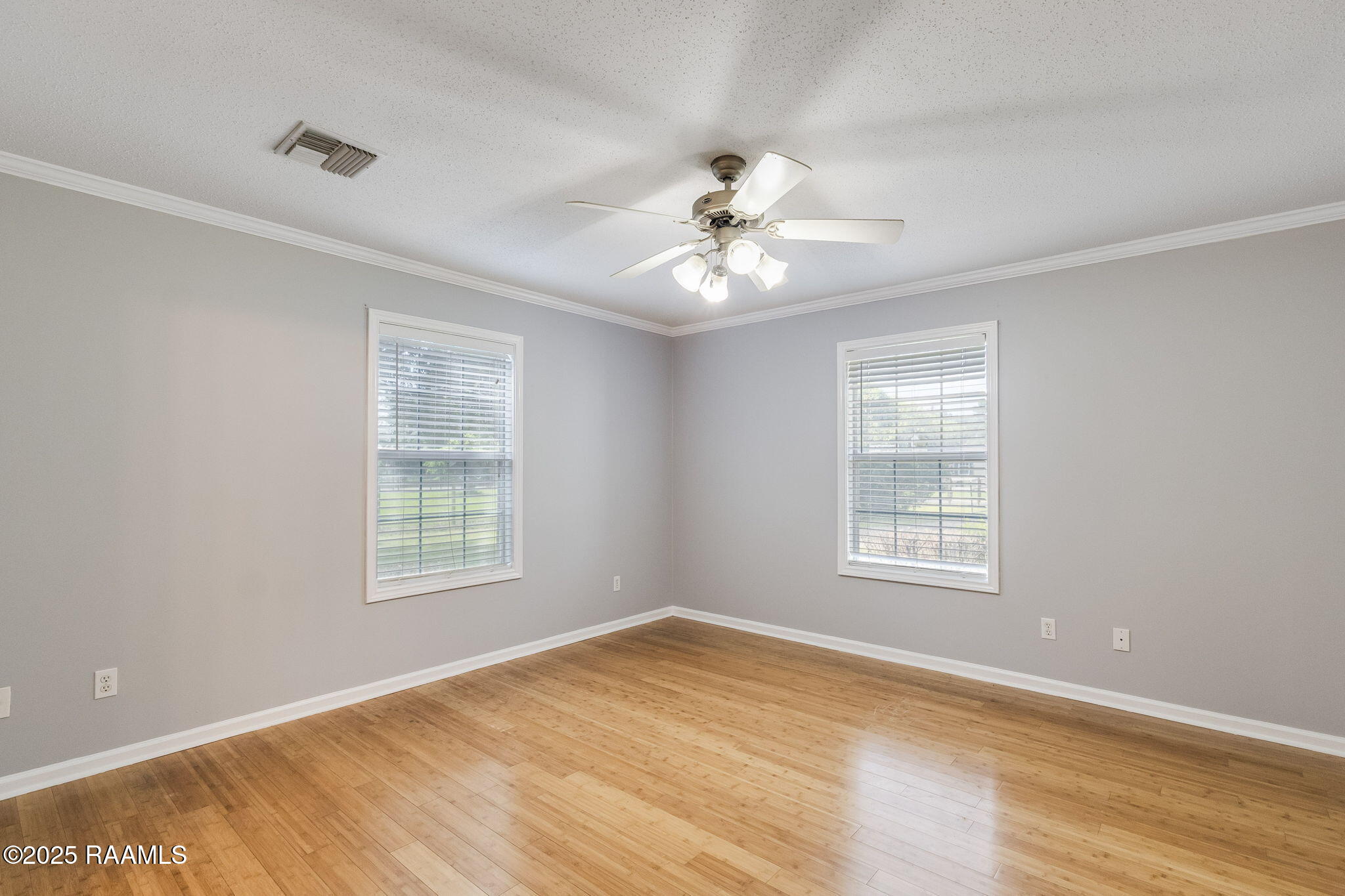 400 Lebesque Road Lafayette, LA 70507 - Photo 8 of 17 Primary Bedroom