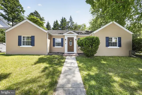 $475,000 | 66 Birchwood Knoll, Lawrence Township, NJ 08648