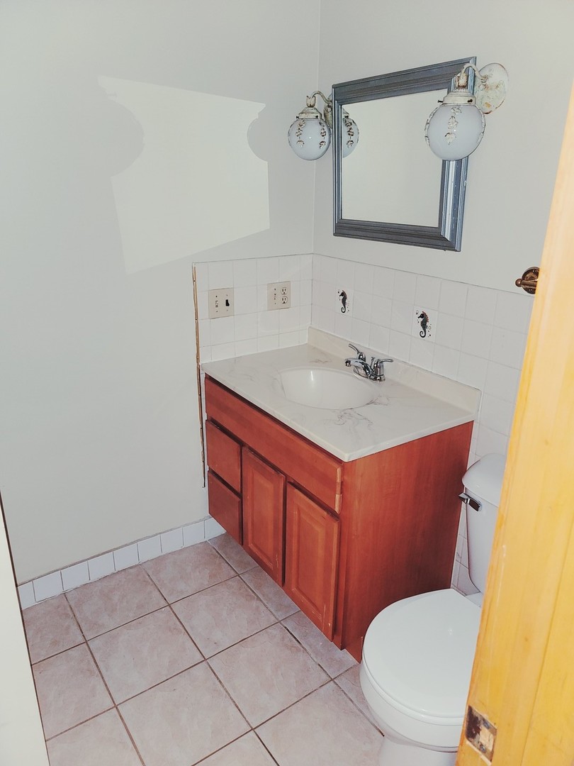 27W130 Bauer Road Naperville, IL 60563 - Photo 16 of 19