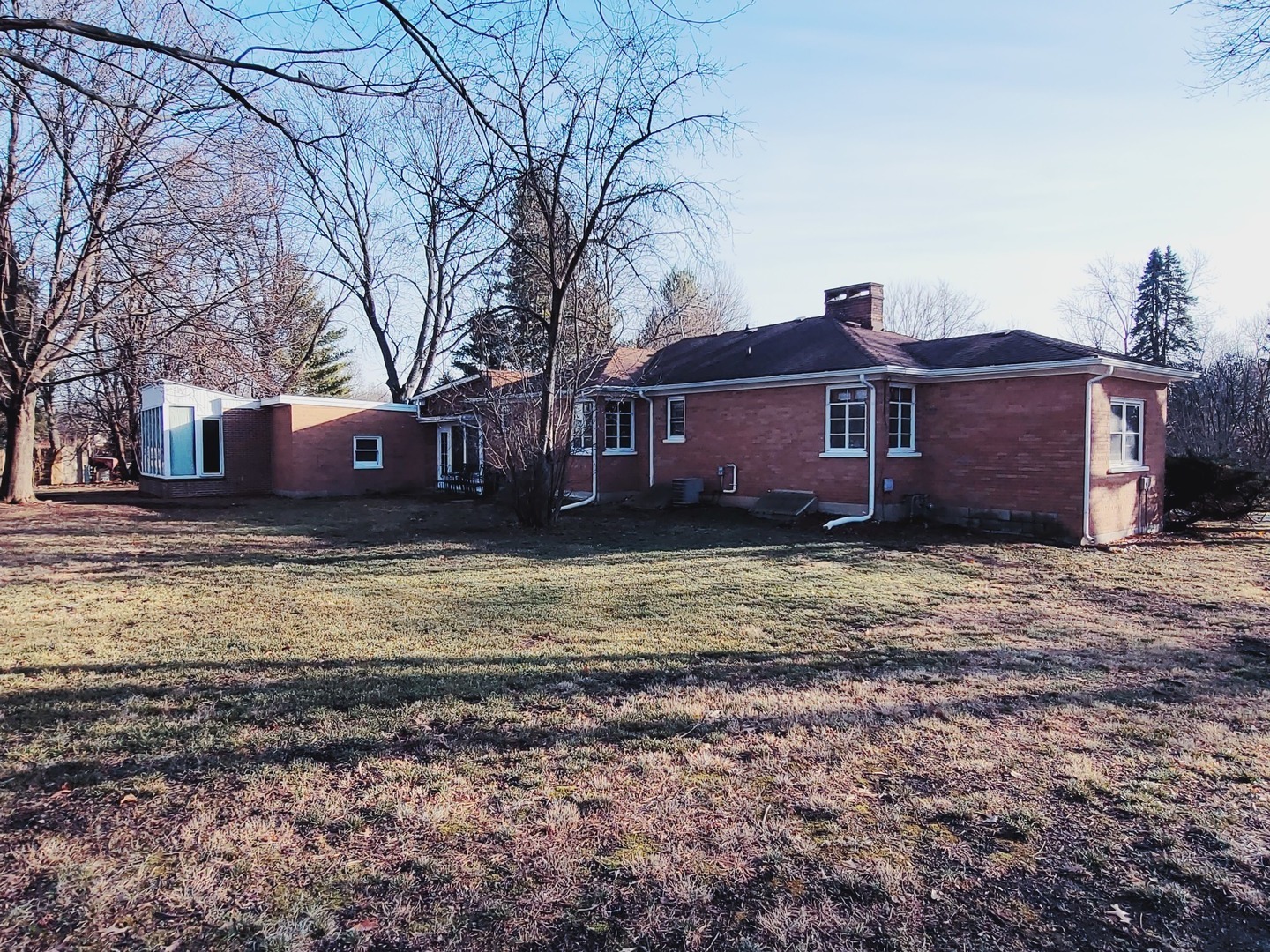 27W130 Bauer Road Naperville, IL 60563 - Photo 3 of 19
