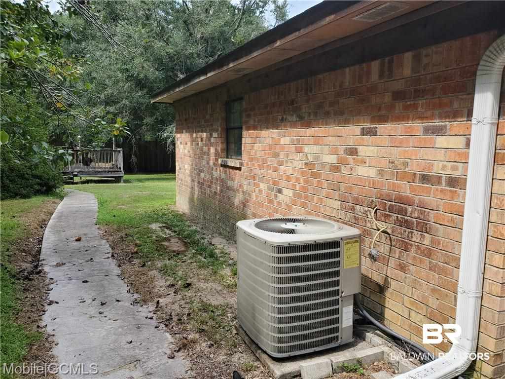 5985 Wood Road Eight Mile, AL 36613 - Photo 10 of 14