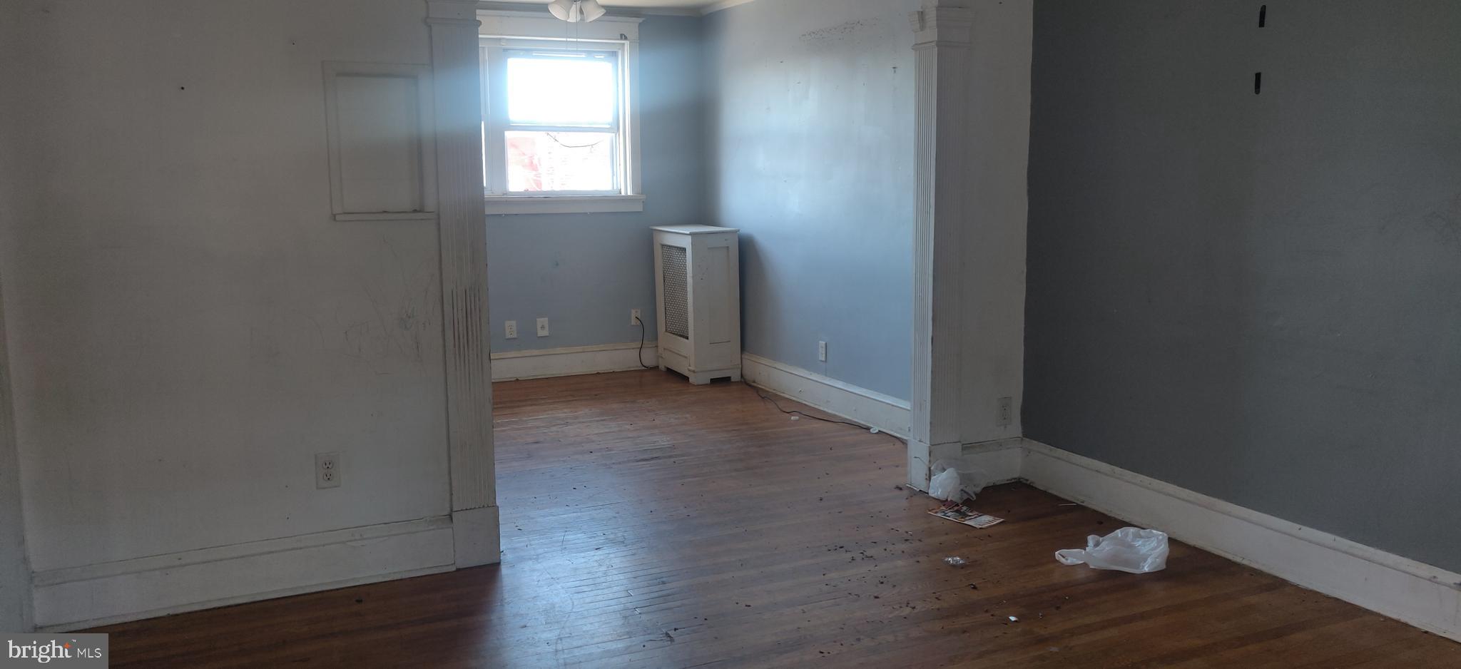 628 Copley Road Upper Darby, PA 19082 - Photo 3 of 10
